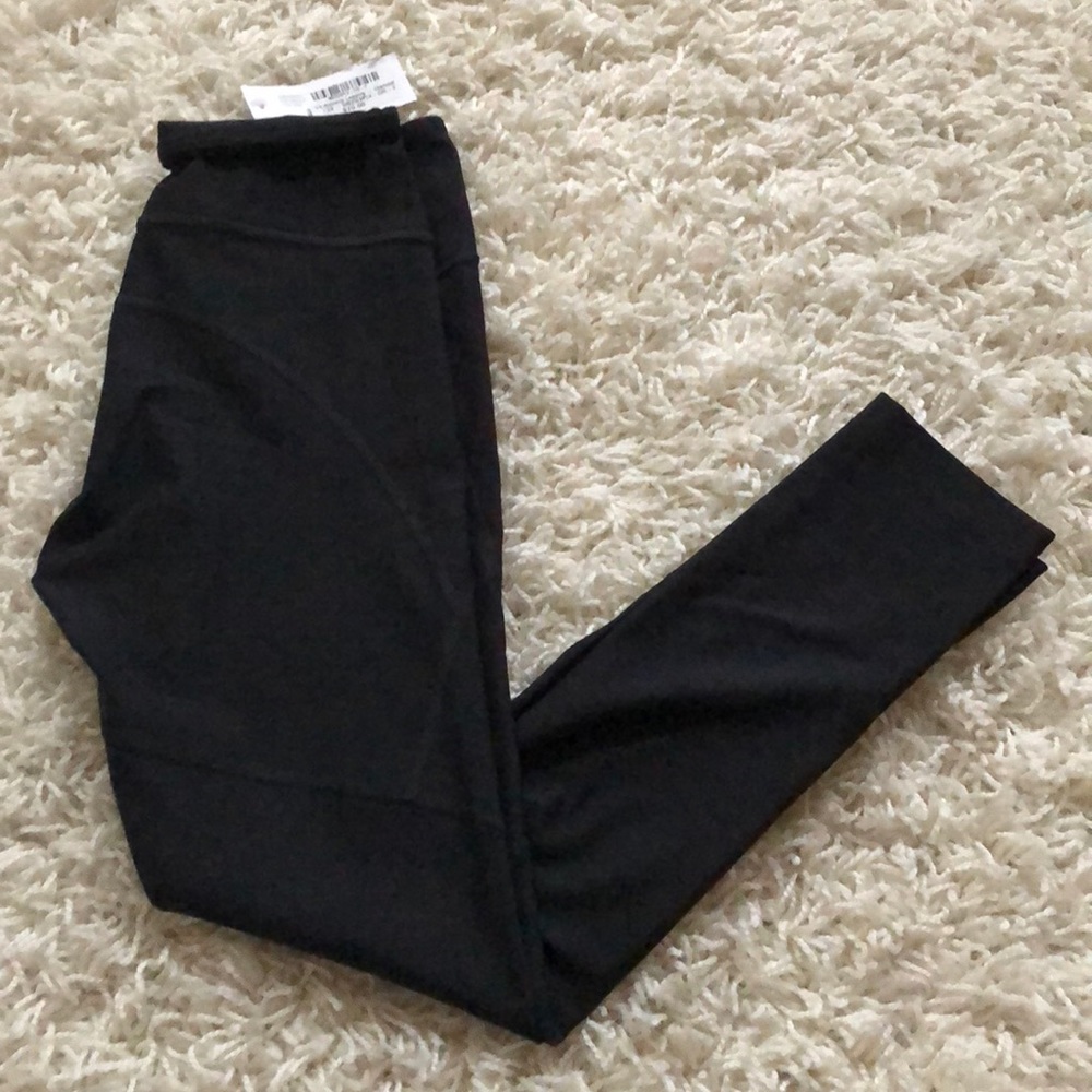 NWT outdoor voices 3/4 warm up legging XS charcoal